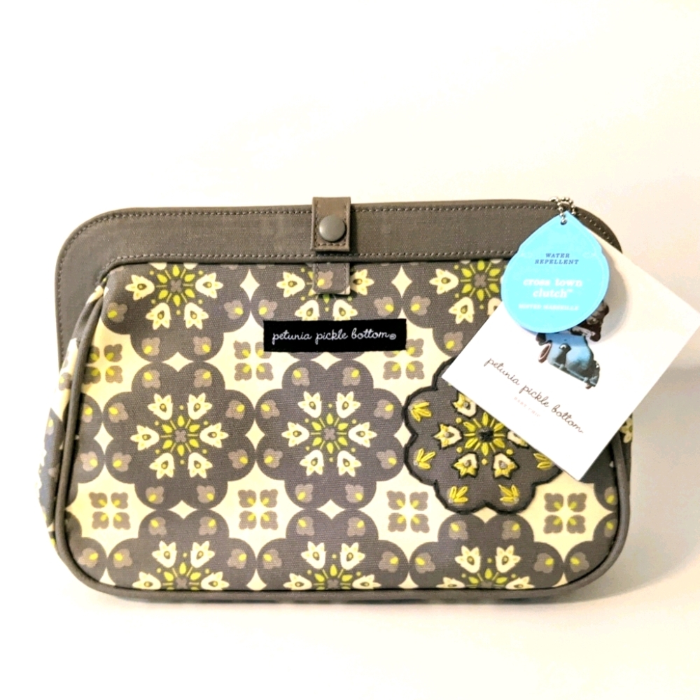 Petunia Pickle Bottom Clutch